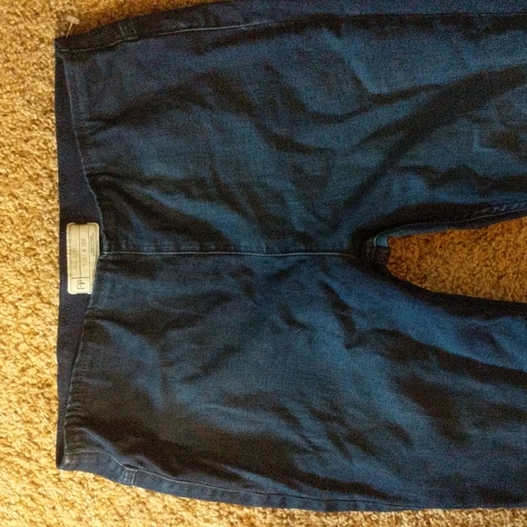 Free People Super flare jeans dark wash size 30R Urban Outfitters stretch waist - Picture 2 of 4